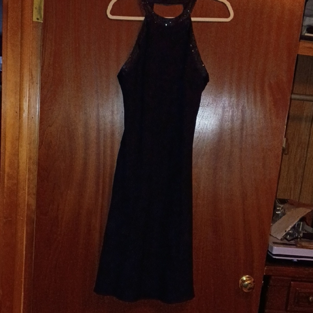 Elegant Chiffon Like Black Party Dress